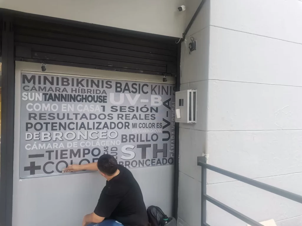 banner-exterior-suntanning-house